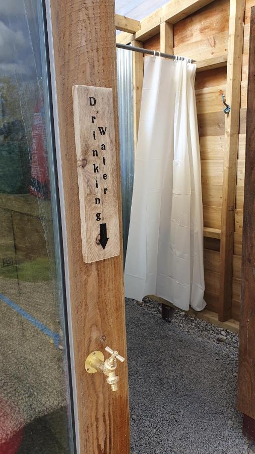 Calon Y Goedwig Glamping Hotell Llandovery Exteriör bild