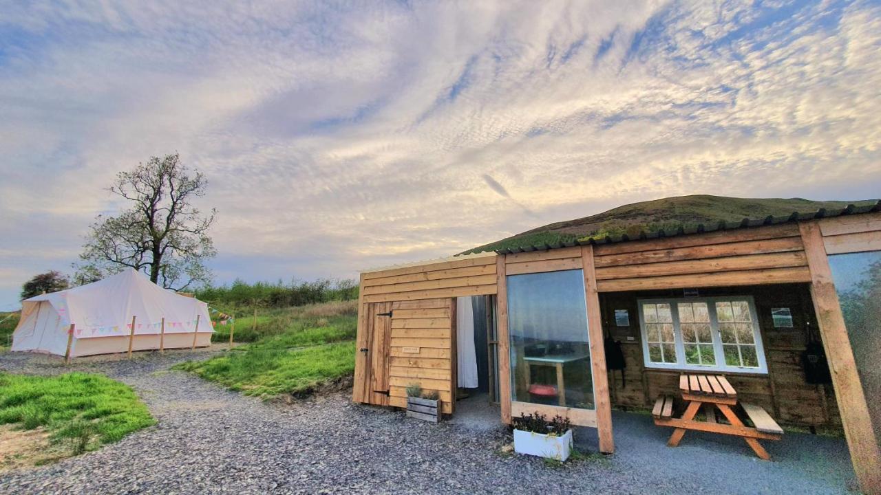 Calon Y Goedwig Glamping Hotell Llandovery Exteriör bild