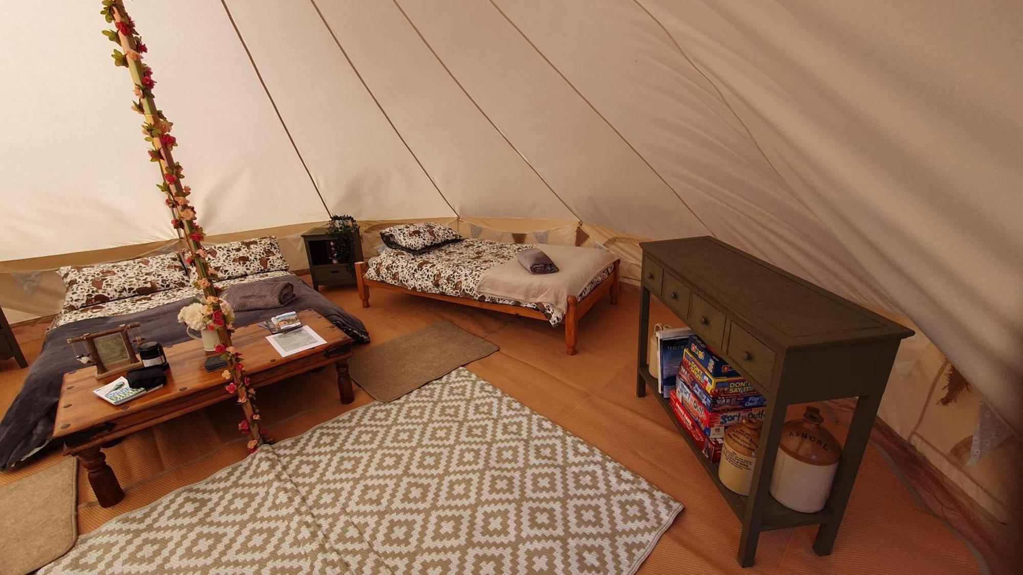 Calon Y Goedwig Glamping Hotell Llandovery Exteriör bild